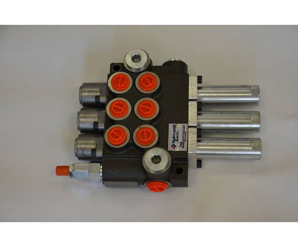 Obrázek k výrobku 32267 - Hydraulický rozvaděč 3P40 ovládaný lanovody