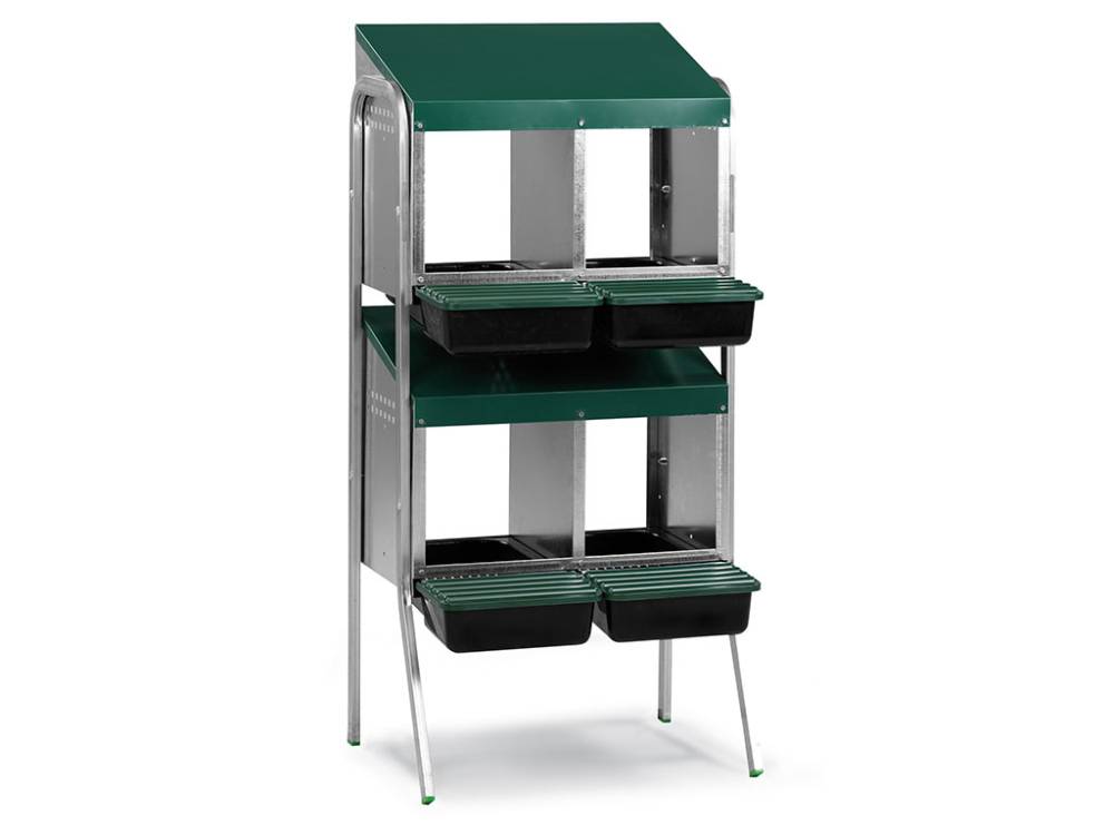 Obrázek k výrobku 125849 - Snáškové hnízdo pro slepice se sběrným košíkem na vejce GAUN 10136 čtyřmístné na nožičkách