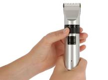 Obrázek k výrobku 125175 - Akumulátorový stříhací strojek na psy a koně KERBL ONYX 18180