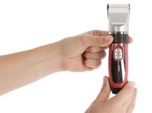 Obrázek k výrobku 125182 - Akumulátorový stříhací strojek na psy KERBL SONIC 18265