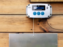 Obrázek k výrobku 126412 - Automatické otevírání a zavírání kurníku CHICKEN GUARD PRO SOLAR
