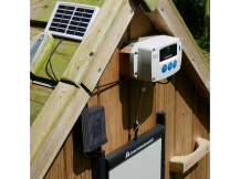 Obrázek k výrobku 126413 - Komplet automatického otevírání a zavírání kurníku CHICKEN GUARD PRO 25x30 SOLAR KIT