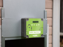 Obrázek k výrobku 126488 - Komplet automatického otevírání a zavírání kurníku KERBL 70592 EASY PROTECT 44x43 R