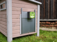 Obrázek k výrobku 126488 - Komplet automatického otevírání a zavírání kurníku KERBL 70592 EASY PROTECT 44x43 R