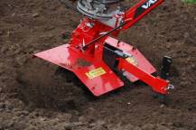 Rotavátor VARI GLOBAL při práci