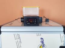 Obrázek k výrobku 125712 - Plně automatická líheň na vejce CIMUKA HB700S AUTOMATIC