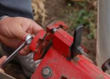 Nastavení dorazu pluhu APH-352