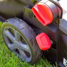 Obrázek k výrobku 62797 - Sekačka bez pojezdu Freemow 40V