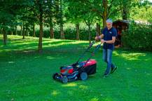 Obrázek k výrobku 62795 - Sekačka s pojezdem Freemow 40V