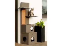 Obrázek k výrobku 125889 - Škrabadlo pro kočky z EKO plastu KERBL 84455 ALEX, 152x42x42 cm
