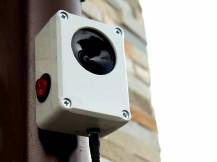 Obrázek k výrobku 120454 - Vodotěsný ultrazvukový plašič na kuny, myši a potkany DRAGON ULTRASONIC C100