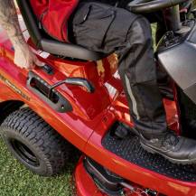 Obrázek k výrobku 78698 - Zahradní traktor SOLO T 13-93.3 HD Comfort