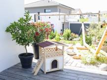 Obrázek k výrobku 126024 - Zateplená bouda pro kočky KERBL 82660 TYROL ALPIN, 88x57x77cm